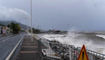 Fortes pluies et orages : la vigilance rouge levée en Guadeloupe