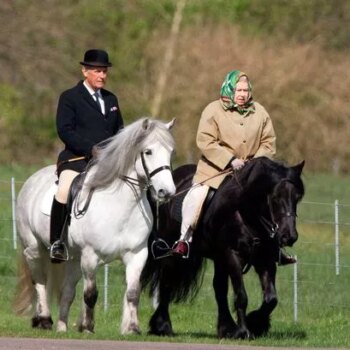 Frail Queen had final pony ride before she died and made playful joke