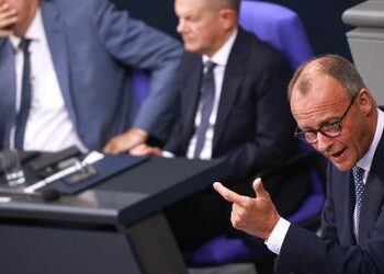 Friedrich Merz zeigt, warum Olaf Scholz auf ihn als Gegner hofft - Kanzlerdebatte im Bundestag: