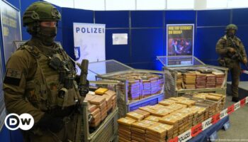 Germany: Hamburg police seize 2 tons of cocaine worth €100M