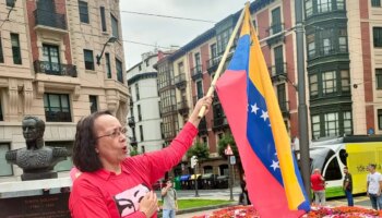 Glenn Cabello, la hermanísima del chavismo con un extraño consulado en Bilbao entre cariños de Bildu