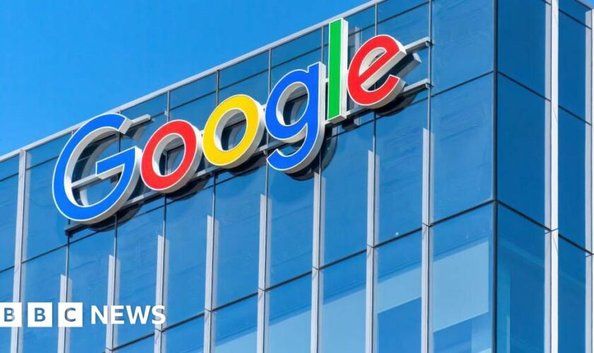 Google wins legal challenge against 1.49bn euro fine