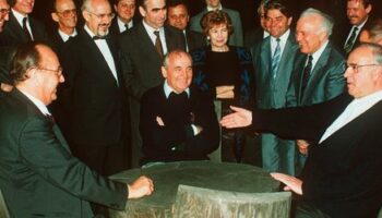 Helmut-Kohl-Vertrauter Horst Teltschik berichtet aus 18 Jahren Zusammenarbeit