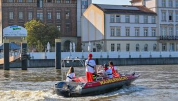 Hochwasser in Brandenburg: Landkreis Oder ruft höchste Alarmstufe aus