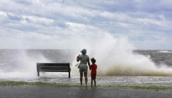 « Il va y avoir beaucoup de débris » : l’ouragan Hélène se renforce en catégorie 3 avant de toucher terre en Floride