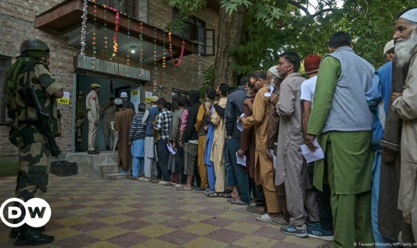 India: Kashmir votes in assembly elections after a decade