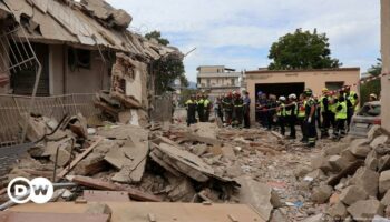 Italy: Naples house collapse kills mother and two kids