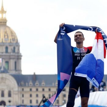 Jeux paralympiques : le porte-drapeau Alexis Hanquinquant s’impose en patron sur le paratriathlon