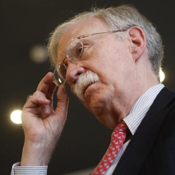 John Bolton: "Si Trump gana puede pactar con Maduro. Es un hombre fuerte que le fascina"