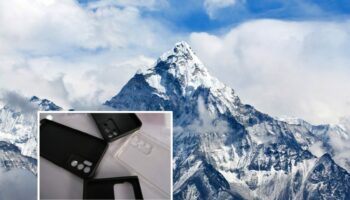 “Kaizen” – Un escalier fait en coques RhinoShield retrouvé sur le flanc de l’Everest