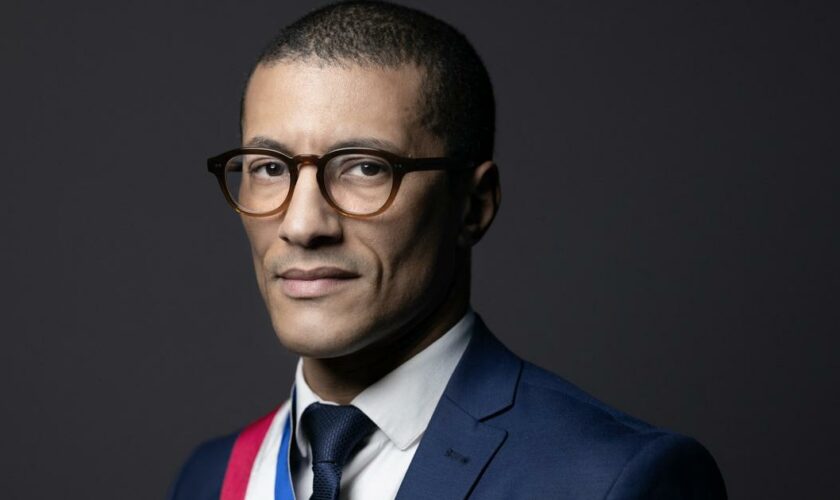 Karim Bouamrane, le maire socialiste de Saint-Ouen, s’apprête à lancer son mouvement politique