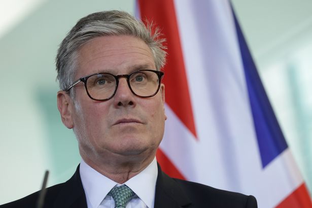 Keir Starmer says Tories 'salted the earth' as he issues pay deal warning