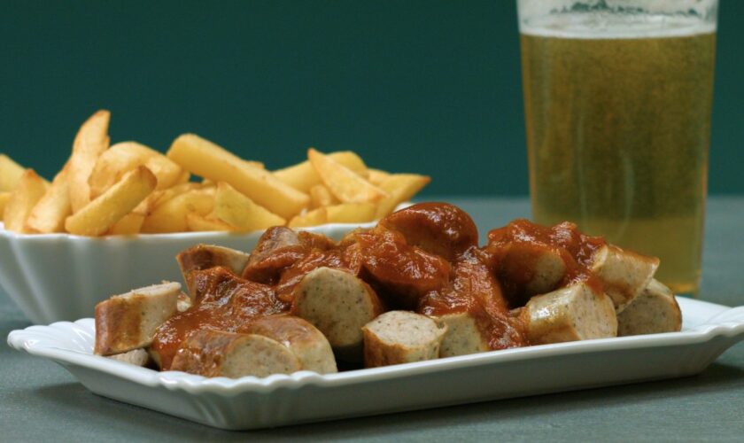 Klassiker aus der Hauptstadt: Original-Rezept aus Berlin: Diese Currywurst-Soße schlägt alles