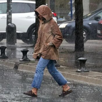 La Aemet avisa de la llegada de una potente DANA a España: granizo y posibles inundaciones en estas zonas