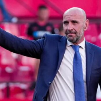 La felicitación del Sevilla a Monchi por su cumpleaños