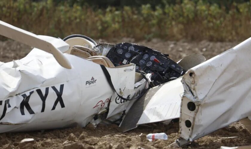 La mujer herida en un accidente mortal de avioneta en Córdoba pasa a planta en el hospital Reina Sofía