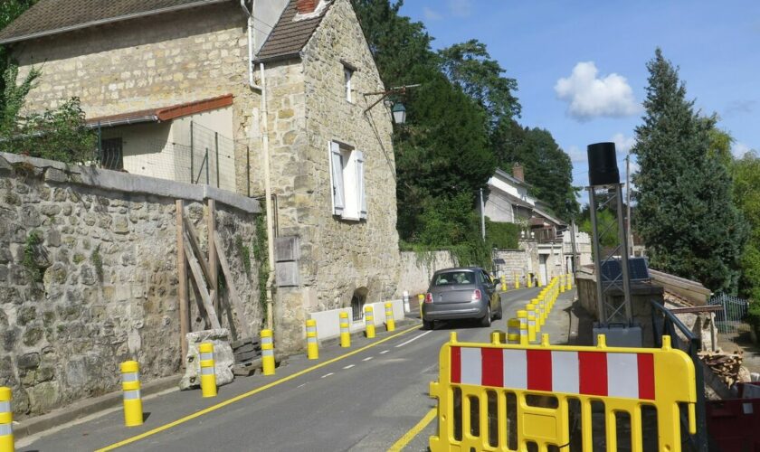 La route qui traverse Butry-sur-Oise enfin rouverte, avant des travaux pour contenir le risque d’effondrement