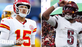 Kansas City Chiefs quarterback Patrick Mahomes and Washington Commanders quarterback Jayden Daniels (R)