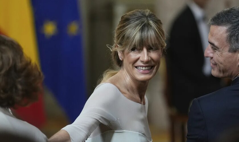 Las acusaciones del 'caso Begoña' piden al juez que la UCO analice los extractos bancarios de la esposa de Sánchez de los últimos 5 años