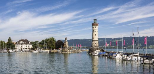 Lindau am Bodensee: Vermeintliche Machete erweist sich bei Polizeieinsatz als Krücke