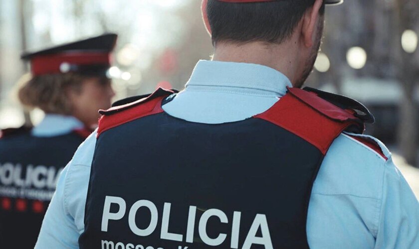 Los Mossos investigan el hallazgo de un cadáver en el centro de Barcelona