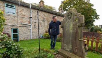 Man has 200 year old grave in back garden but says it's not creepy at all