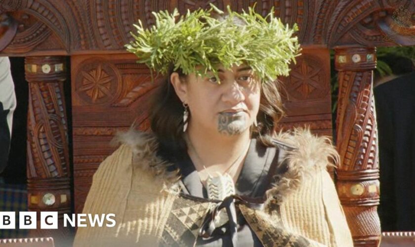 Māori king's daughter crowned as king buried