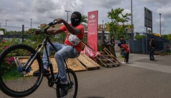 Martinique: Frankreich schickt nach Unruhen Bereitschaftspolizei CRS