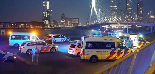 Messerattacke in Rotterdam: Polizei geht von terroristischem Motiv aus