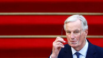 Michel Barnier envisage d’augmenter les impôts