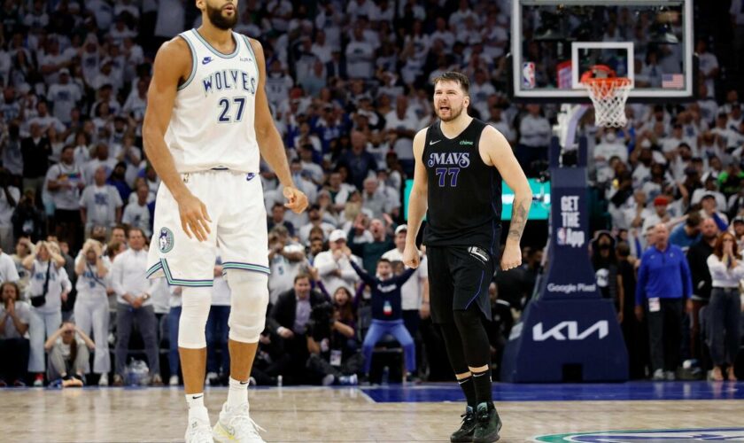 NBA : la rage mais aussi les insultes de Luka Doncic envers Rudy Gobert après son panier décisif