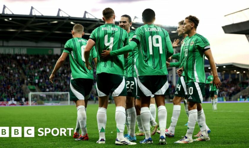 Dan Ballard celebrates his goal with his team-mates