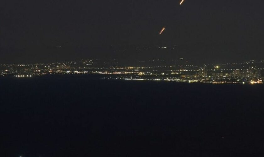 Das israelische Luftabwehrsystem Iron Dome fängt Raketen ab. (Archivbild) Foto: Baz Ratner/AP/dpa