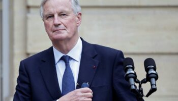 Nouveau gouvernement : Michel Barnier mène sa «dernière» journée de consultations en recevant Larcher et Braun-Pivet