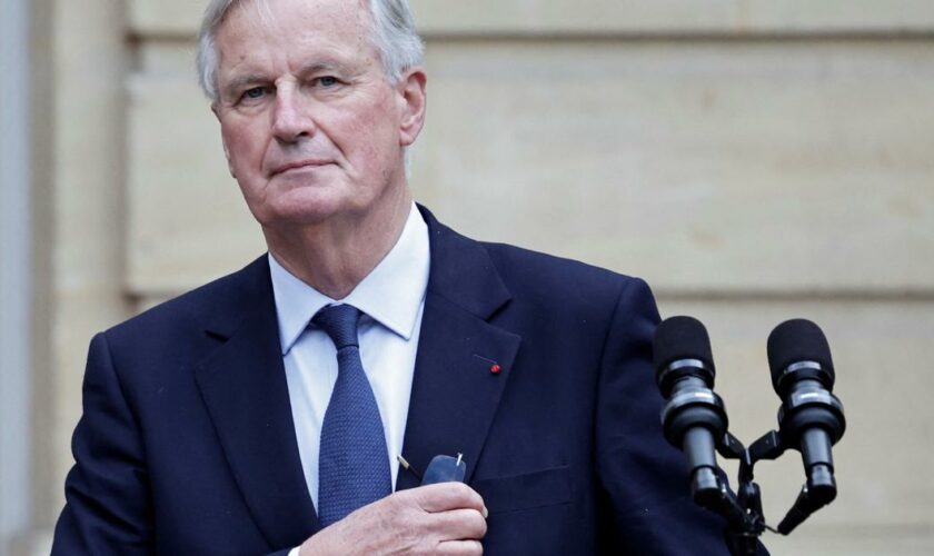 Nouveau gouvernement : Michel Barnier mène sa «dernière» journée de consultations en recevant Larcher et Braun-Pivet