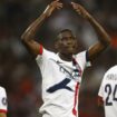 PSG : Kolo Muani en Bleu et à Paris, deux salles, deux ambiances