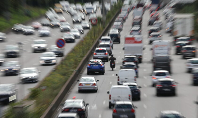 Paris : avec le passage à 50 km/h du périphérique, c’est aussi la fin de l’inter-files pour les motards