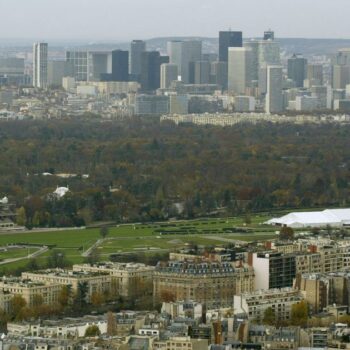 Paris: le corps d’une étudiante de 19 ans découvert enterré au bois de Boulogne