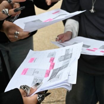 Pas de pause déjeuner, des cours à 7h30… Des lycéens de l’Essonne face à des emplois du temps délirants