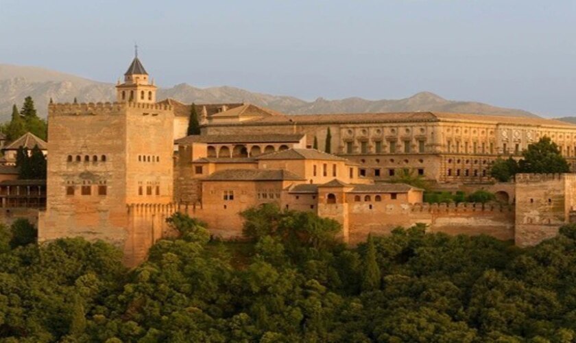 Picasso en la Alhambra: estas son las obras del artista y Jeff Koons que acogerá el Palacio de Carlos V