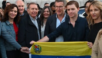 Primer encuentro de Edmundo González con los venezolanos exiliados en Madrid: "Confiemos en el poder de la verdad, la firmeza y la constancia"