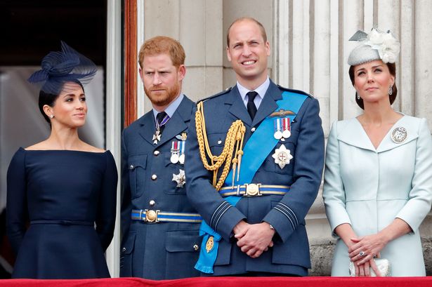 Prince William sent brutal secret message to brother Harry with royal outing