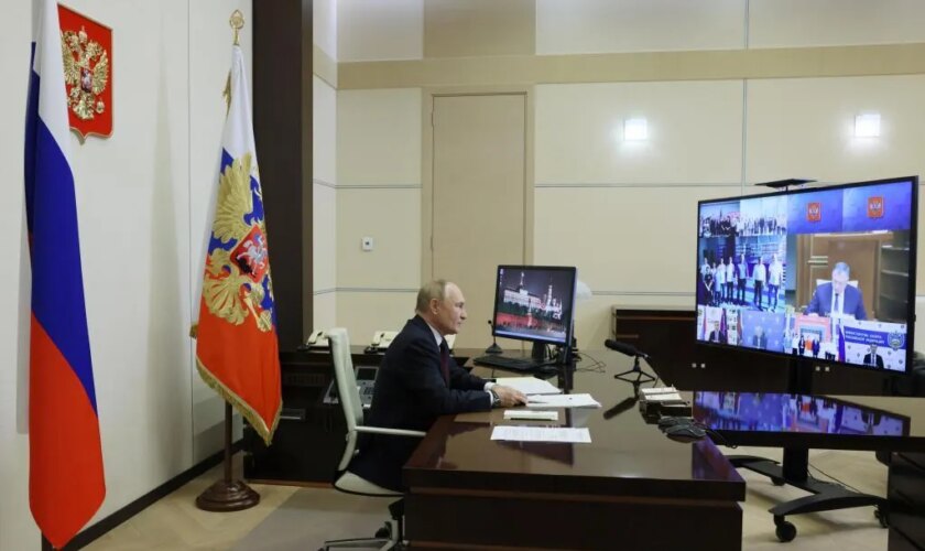 Putin conmemora la anexión en 2022 de cuatro regiones ucranianas acusando a Occidente de preparar a Ucrania para atacar a Rusia