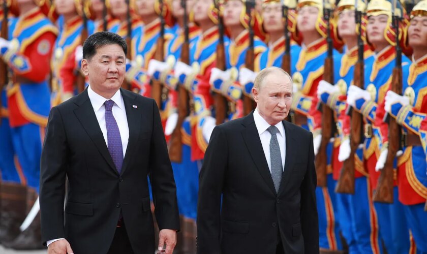 Putin se pasea impune por Mongolia mientras sigue machacando ciudades ucranianas