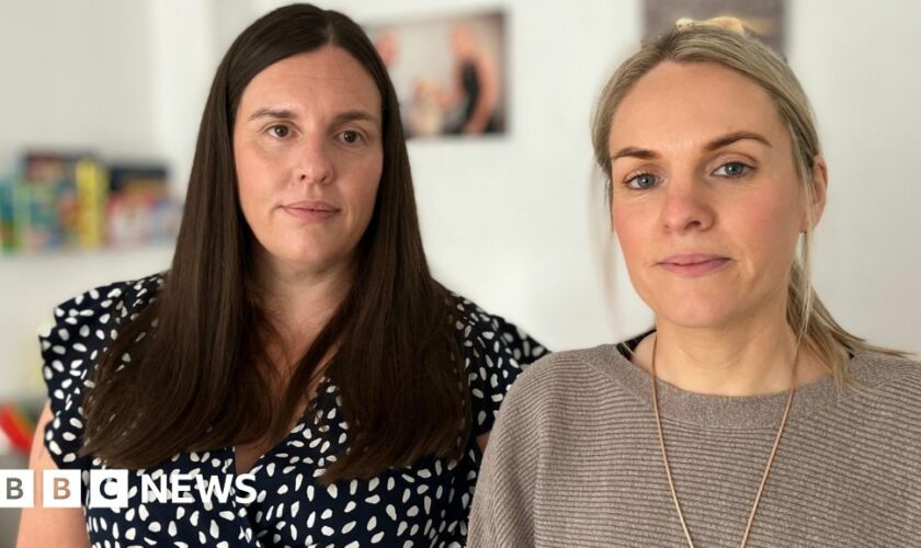 Sisters tell of years searching for health answers