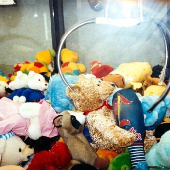 Sneaky reason you always 'just miss' on claw machine - and how to win every time