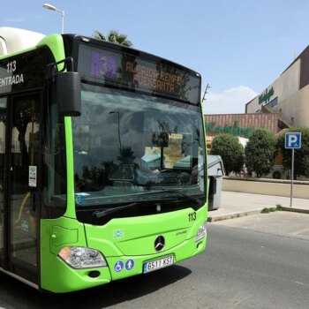 Solo 14 euros: esta es la promoción de Aucorsa para ir en autobús más barato