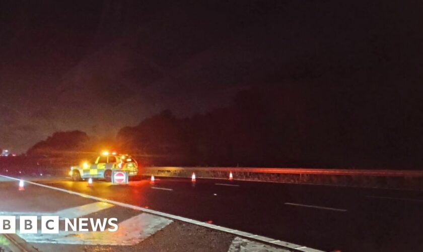 Stranded drivers rescued as flooding closes M5