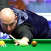 Superglue saves snooker pro as cue snaps on flight