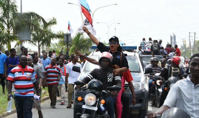 Tanzanie : les domiciles de deux leaders d'opposition pris pour cible par la police avant une manifestation